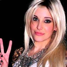 Charlotte chantal solange caniggia nannis (born 15 february 1993) is a model, and media personality. Charlotte Caniggia Caniggiach Twitter