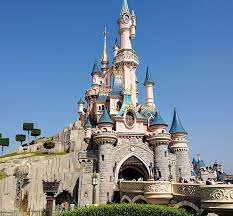 It also includes several hotels and restaurants. Disneyland Paris 2021 Best Of Disneyland Paris Tourism Tripadvisor