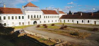 Maybe you would like to learn more about one of these? Ne Batem Joc De Patrimoniul Nostru Cum Se DegradeazÄƒ Castelul Wesselenyi Din Jibou Media9 Media9