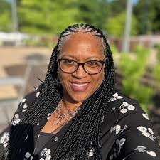 Ebony Monroe's Instagram, Twitter & Facebook