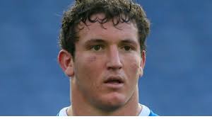 Italy name experienced team to take