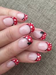 Disney nail art is getting major attention as these were noticed on many celebrities from around the world. Disney Nails Minnie Inspired Disney Nails Disneyland Nails Disney Themed Nails Nail Art Disney