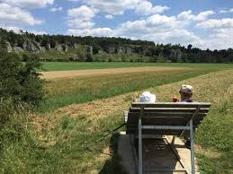 (wapenstilstand) gesetzlicher feiertag (landesweit) | brückentag (fr). Wenige Bruckentage So Liegen 2021 Die Feiertage In Bayern Panorama Nordbayern De