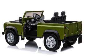 Presiona el embrague lo suficiente para permitirle al motor volver a la velocidad de ralentí normal. Land Rover Defender 4 Motores 2 Plazas Rc Verde Coche Para Ninos Coches De Juguete Land Rover