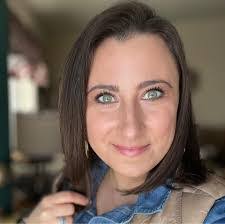 Rosetta Fowler's Instagram, Twitter & Facebook