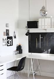 Desain kantor minimalis saat ini kebanyakan memberikan ruang untuk bersantai para karyawannya gambar desain interior kantor minimalis 25. 47 Desain Ruang Kerja Pribadi Di Rumah Yang Nyaman Dan Unik Home Office Decor Office Interiors Home