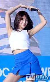 Momo Armpit Kpoparmpit Underarm Femalearmpit Armpitswhitening Kpop Girls Girl Pictures Girl