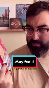 ¡Es muy fea! (Sorry). #booktok #portadasfeas #libros #fyp #lol #suchfun