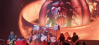 Siapa akan dinobatkan sebagai juara super berikut adalah senarai semua episod super spontan superstar 2017 yang telah disiarkan setakat ini. Helloween Pumpkins United Live Am 4 12 2017 Tempodrom Berlin Metalglory Magazine