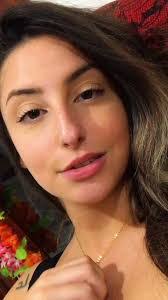 Amanda Birk's Instagram, Twitter & Facebook