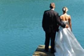 2) ein bekannter darsteller lebt in unserem dreistöckigen haus. Hochzeit Der Freundin Bis Dass Dein Mann Uns Scheidet Brigitte De