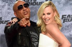 Dank paloma jimenez vin diesel hat ein fürsorglicher vater von drei kindern geworden. Vin Diesel Dreht Wieder Mit Helen Mirren Und Charlize Theron