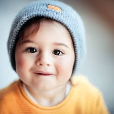 300+ Middle Names for Aiden (Strong & Sweet!) -