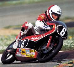 ´è un pilota fantastico, è ancora giovane e possiede un immenso talento la prossima stagione katoh sarà incorporato nella squadra ufficiale dell´honda nella classe del motogp insieme alla struttura di gresini. Fausto Gresini Raccolta Foto Thread Daidegas Forum