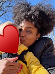 Experienced nanny seeking live-in position