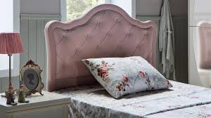 Yine koleksiyonumuzda yer verdiğimiz yeni sezon çift kişilik yatak baza başlık seçeneklerini de gönül rahatlığı ile tercih edebilirsiniz. Vienna Genc Odasi Baslik Mondi Mobilya Yatak Baza Ev Tekstili