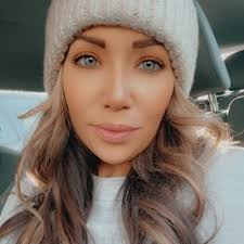 Dominique Grant (@dominiquecgrant)