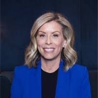 Kelly Riggs's Instagram, Twitter & Facebook