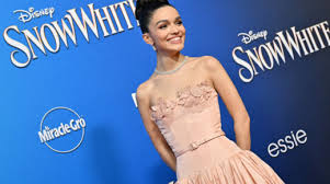 Magányosan, elfeledve hunyt el a gyönyörű színésznő: holttestét egy évvel  halála után találták meg otthonában