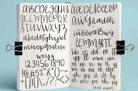 This is an cursive font generator that you can use to change the font of your instagram captions, bio, or other social meda account like facebook, tumblr to generate the cursive font, just type some text into the first box, and it'll appear in the other box. Blue Mason Script Font Lettering Script Fonts Script