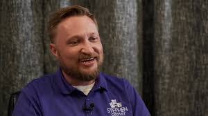 Santo Carollo's Instagram, Twitter & Facebook