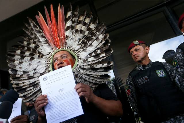 Resultado de imagem para indigenas protestam em Tabatinga"
