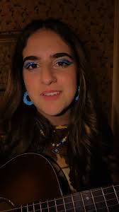 in honor of Justin Bieber's new album dropping today... here's a little  "love yourself" throwback 💕