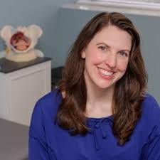 Jennifer Hungate's Instagram, Twitter & Facebook