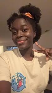 Been loving two puffs, half up half down lately!! : r/Naturalhair