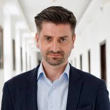 Robert Barczykowski (@dicolyen)