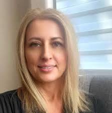 Support for Ovarian Cancer Survivor Against Negative Behavior