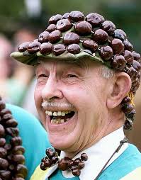 Charlie Bray's Instagram, Twitter & Facebook