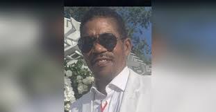 Isaac Dillard's Instagram, Twitter & Facebook