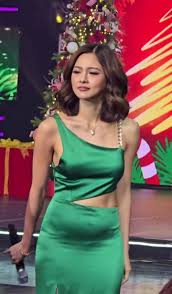 KIM CHIU BUNTIS NGA BA? 😱🍼 Isang napakalaking kaguluhan ang sumabog sa  social media matapos makita ng mga tagahanga at di nakaligtas sa mapanuring  mga mata Ang tungkol sa pigura ni Kim