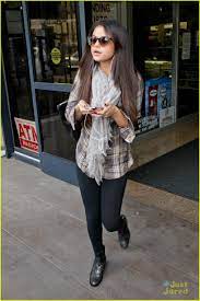 Pin By Elena Mv On My Style Selena Gomez Casual Selena Gomez Style Selena Gomez