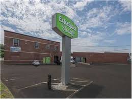 Leading edge real estate, juliet blau jenkins. Medford Storage Units At 970 Fellsway Extra Space Storage