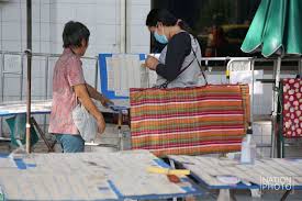 เกิดเหตุระเบิดจากในถังขยะหน้ากองสลากเก่า ถนนราชดำเนิน ทำให้มีผู้ได้รับบาดเจ็บเล็กน้อย 2 ราย หลังจากนั้นประมาณ 40 นาทีมีเสียงดังคล้ายระเบิด. à¸œ à¸„ à¸²à¸ªà¸¥à¸²à¸à¸ à¸™à¹à¸š à¸‡à¸£ à¸à¸šà¸²à¸¥ à¸• à¸‡à¹à¸œà¸‡à¸‚à¸²à¸¢à¸„ à¸à¸„ à¸ à¸«à¸¥ à¸‡à¸à¸­à¸‡à¸ªà¸¥à¸²à¸à¸¡ à¸¡à¸• à¸­à¸­à¸à¸ªà¸¥à¸²à¸ à¹ƒà¸™à¸§ à¸™à¸— 16 à¸ž à¸„ 63