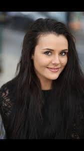 Cara Middleton's Instagram, Twitter & Facebook