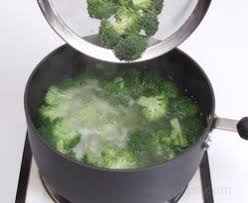 Learn how to cook broccoli including how to steam broccoli, and how to roast broccoli with these easy broccoli recipes. How To Cook Broccoli How To Cooking Tips Recipetips Com