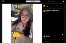 Kali ini video tersebut dilakukan dua anak kecil dengan seorang wanita. Video Tiktok Pamer Siswi Cantik Di Bandung Viral Netizen Subhanallah Hitekno Com