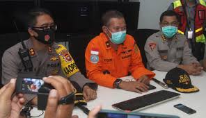 Pesawat batik air yang tergelincir berhasil dievakuasi. Qbes4xq5xdy7fm
