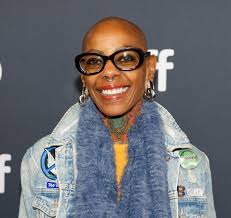 Debra Wilson - Wikipedia