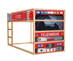 Etwas Langweilige Kinderzimmer Lassen Sich Mit Kleinem Budget Super Aufpeppen Wie Hier Mit Der Feuewehr Mobelfolie Fur Das Feuerwehrbett Bett Mobel Ikea Bett