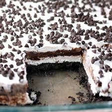 Cookout season has officially arrived. 15 Best No Bake Chocolate Desserts