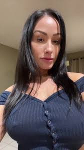 Jenifer Chapman's Instagram, Twitter & Facebook