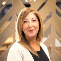 Diana Moretti's Instagram, Twitter & Facebook