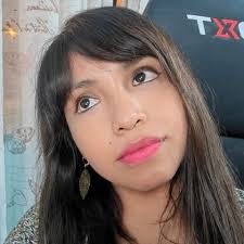 Mayra Partida's Instagram, Twitter & Facebook