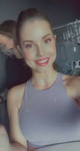 Amanda cerny onlyfans pack 18+. Model And Vlogger Amanda Cerny Asks The Internet Should I Make An Onlyfans Maxim