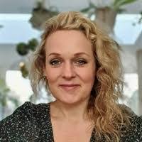 Elise Jacobs's Instagram, Twitter & Facebook