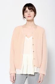 Cela peut sembler un étrange assortiment de couleurs, mais a réception j'ai trouvé la dentelle rose trop vive à mon gout et intégrer de l'écru m'a donné. Bibli Sky Blue Cardigan Knitwear Fashion Fashion Outfits Fashion